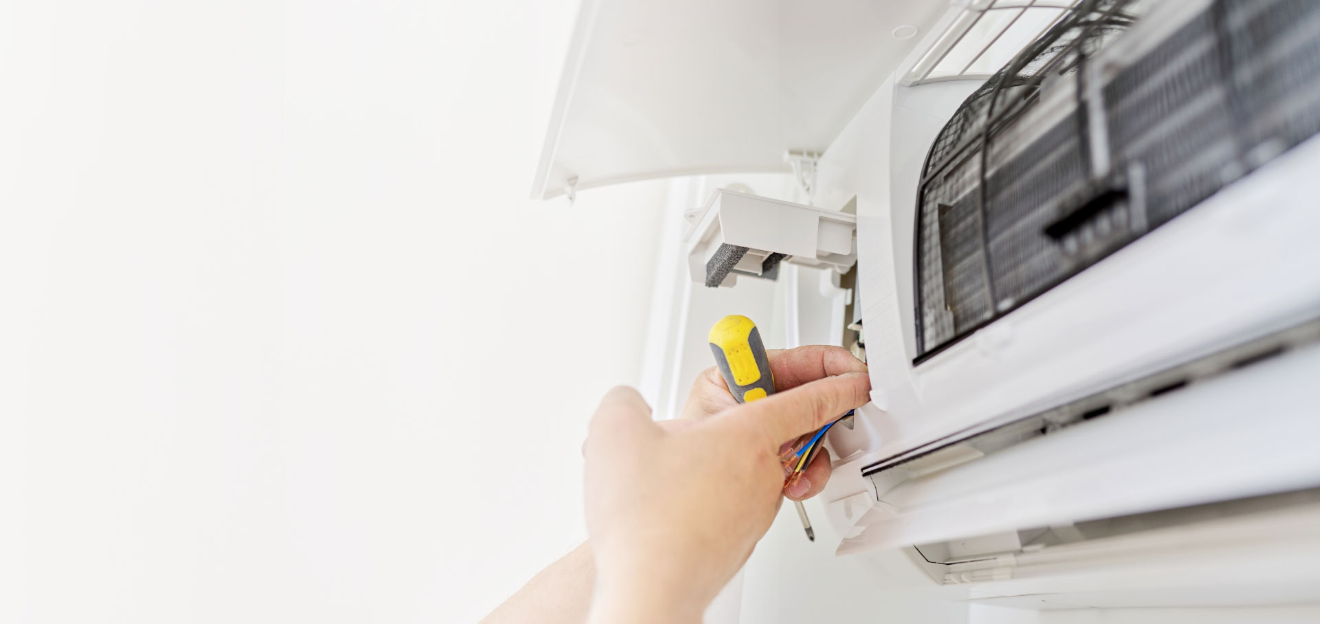  Dcool Air-conditioning & Engineering.