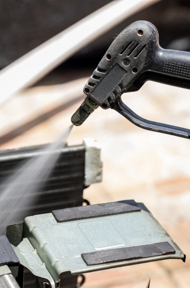 Dcool Air-conditioning & Engineering.